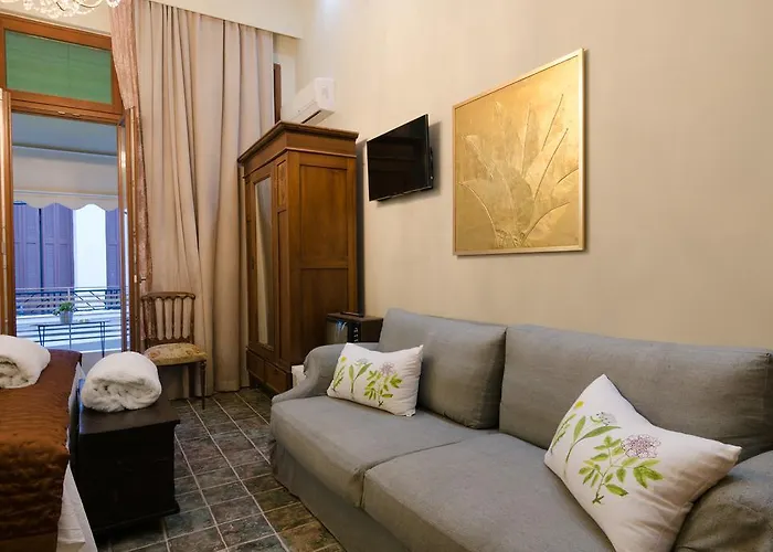 Smaragdi Boutique 4*