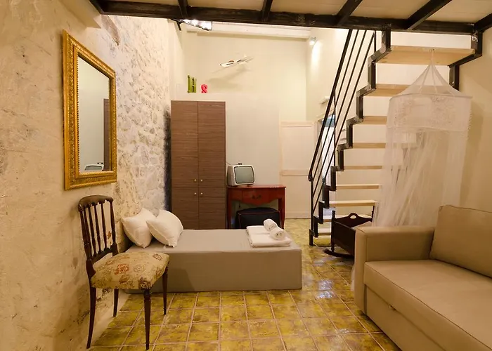 Smaragdi Boutique Apartahotel 4*