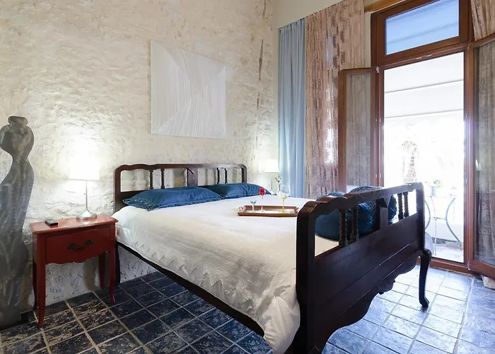 Smaragdi Boutique 4*