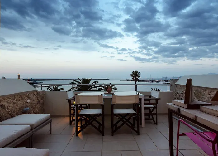 Smaragdi Boutique Apartahotel 4*