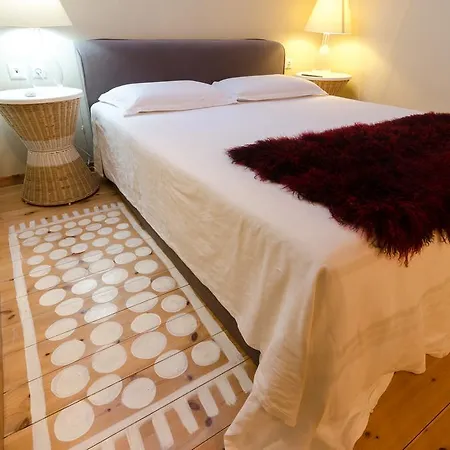 Smaragdi Boutique شقة فندقية